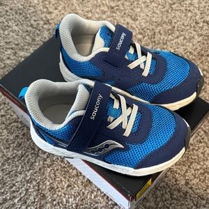 Saucony Ride Jr toddler boy shoes(size 8 wide)